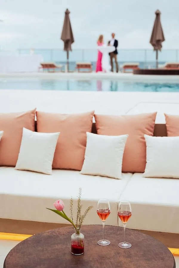 Отель Ama Ibiza (Adults Only) Плайя Ден Босса