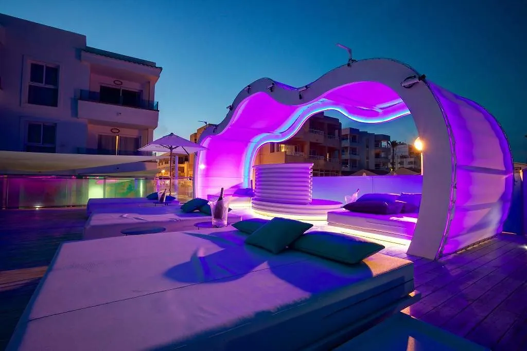 Отель Ama Ibiza (Adults Only) Плайя Ден Босса