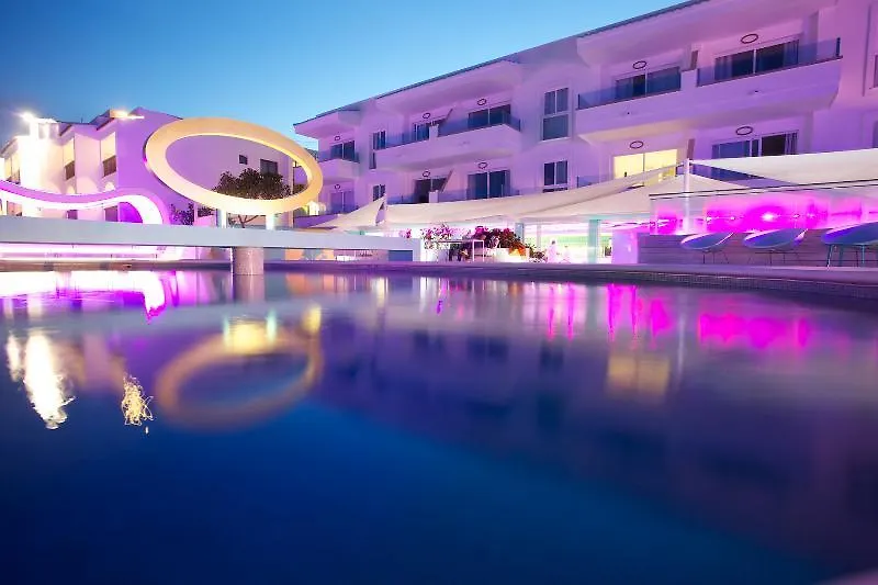ホテル Ama Ibiza (Adults Only) プラヤ・デン・ボッサ